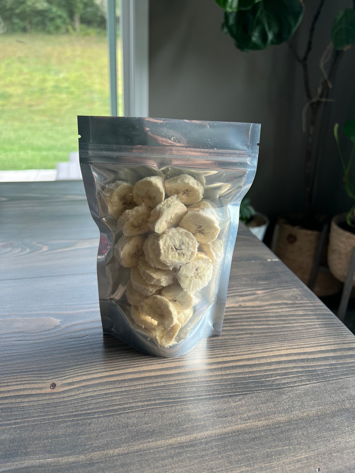 Freshly sliced freeze dried bananas 5x8" bag